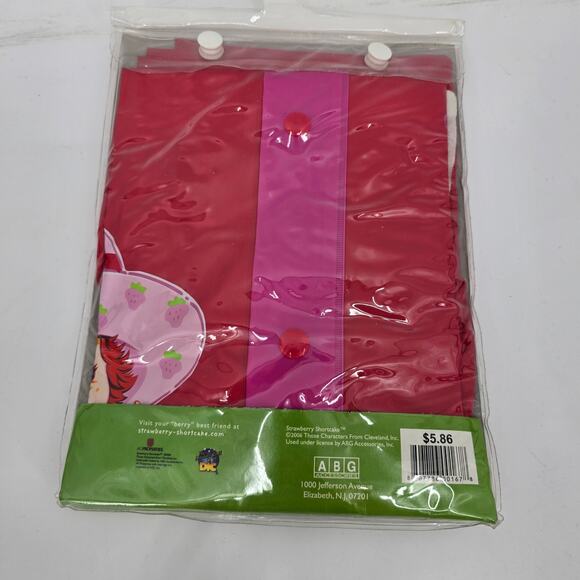 Vintage Y2K 2006 Strawberry Shortcake Rain Slicker – Kids Size M/L – NWT - Picture 3 of 5